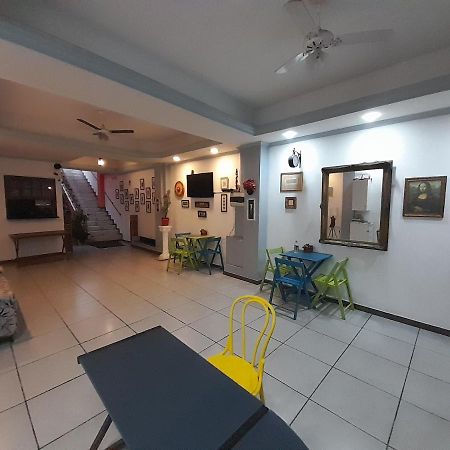 Albergue Rio Vermelho Салвадор Екстер'єр фото