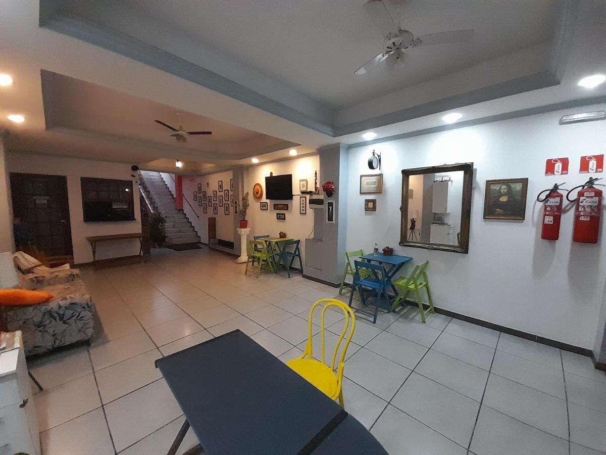 Albergue Rio Vermelho Салвадор Екстер'єр фото